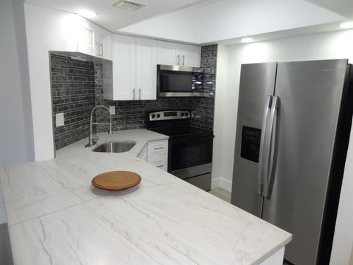 2090-55 Sw 2nd Ave, Boca Raton, FL, 33432-4762 | Card Image