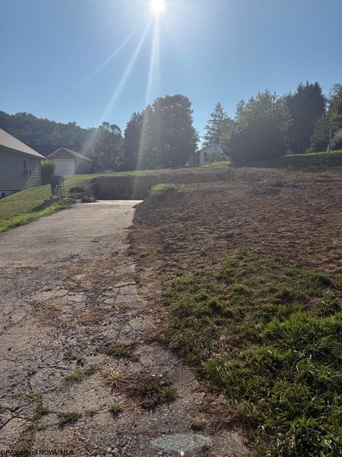 53 Kersting Ave, Grafton, WV, 26354-2845 | Card Image