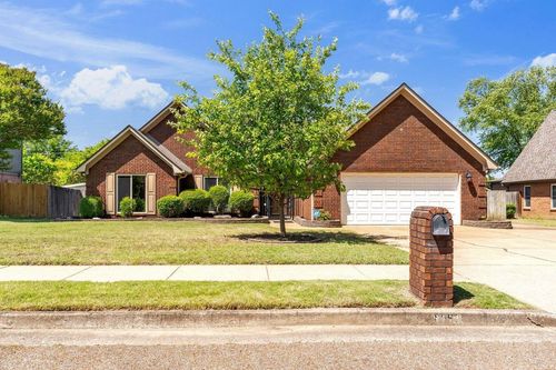 8052 Sara Jane Ln, Bartlett, TN, 38133-2815 | Card Image