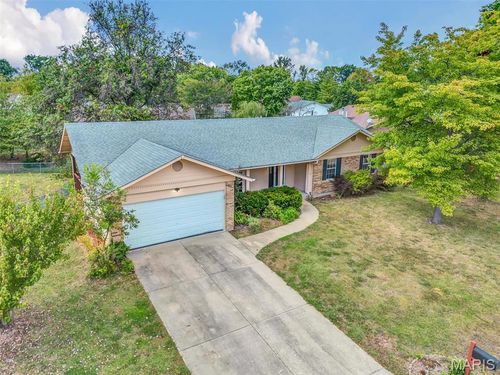 622 Settlers Cir, Saint Peters, MO, 63376-5020 | Card Image