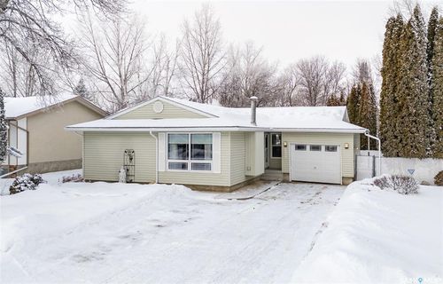 1028 Woodman Crescent, Prince Albert, SK, S6V6L6 | Card Image