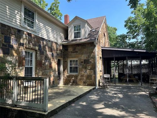 1055 N Pollard Ave, Fayetteville, AR, 72701-2038 | Card Image