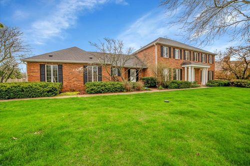 1S221 Flanders Ln, Winfield, IL, 60190-1745 | Card Image