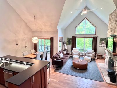 H-32 - 4J Trailside Village Way, Condo with 4 bedrooms, 1 bathrooms and null parking in Dover VT | Image 1