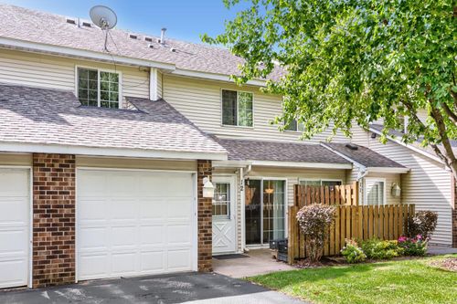 12-7026 19th St N, Oakdale, MN, 55128-5427 | Card Image