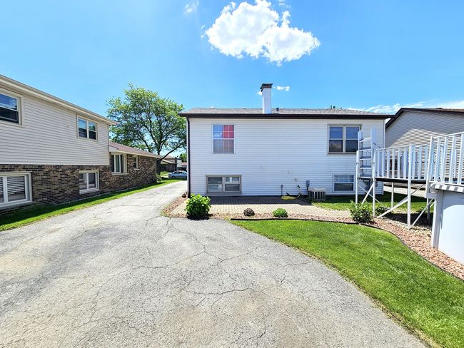 12827 S Blossom Dr, House other with 3 bedrooms, 2 bathrooms and 2 parking in Alsip IL | Image 27