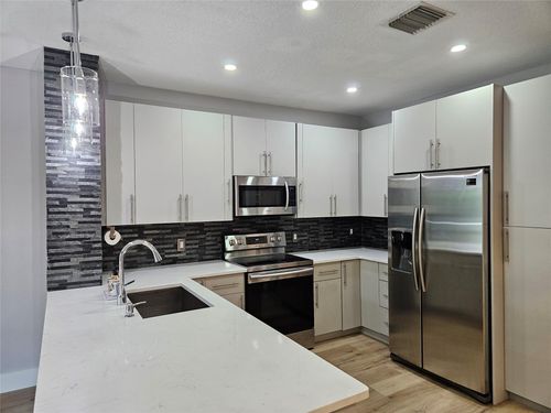 9749 Porta Leona Ln, Boynton Beach, FL, 33472 | Card Image