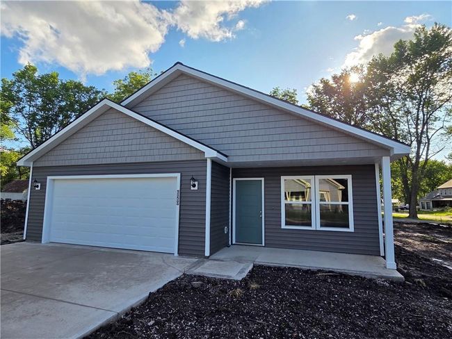 618 N Bates St, House other with 3 bedrooms, 2 bathrooms and null parking in Adrian MO | Image 20