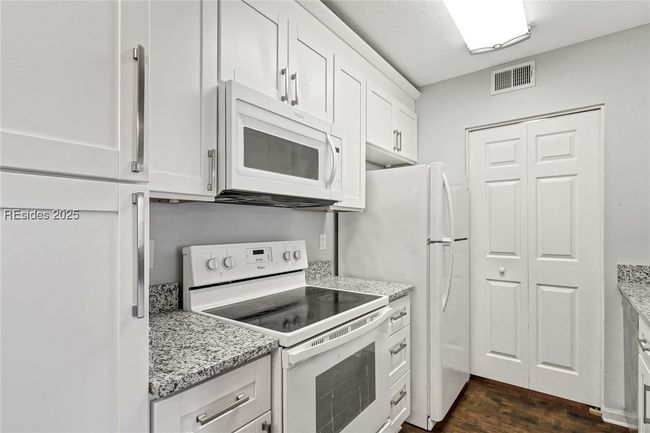 APT-506 - 897 Fording Island Rd, Condo with 2 bedrooms, 2 bathrooms and null parking in Bluffton SC | Image 16