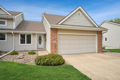 2848 Nw North Creek Cir, Ankeny, IA, 50023-1073 | Card Image