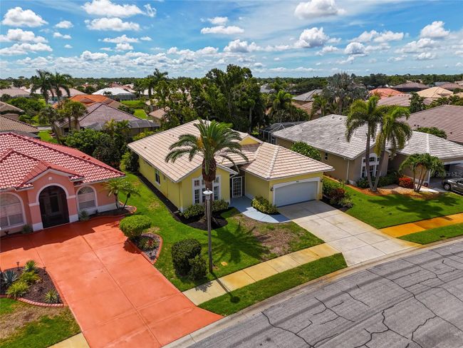 700 Silk Oak Drive, House other with 3 bedrooms, 2 bathrooms and null parking in Venice FL | Image 61