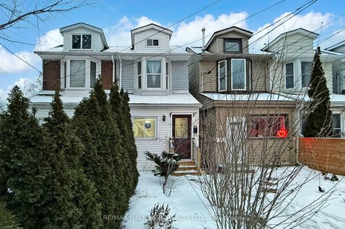 4 King Edward Ave, East York, ON, M4C5J6 | Card Image