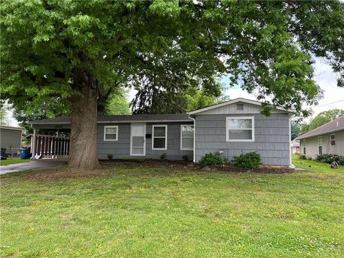 203 N Connor St, Odessa, MO, 64076-1106 | Card Image