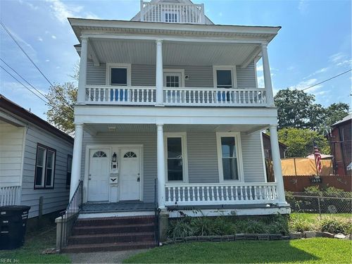 1607 Spratley St, Portsmouth, VA, 23704-1738 | Card Image