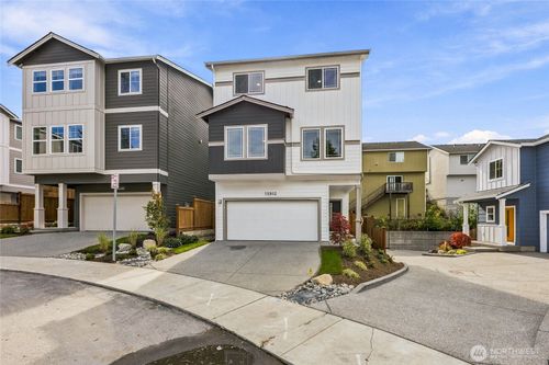 13912 11th Pl W, Lynnwood, WA, 98087-6799 | Card Image