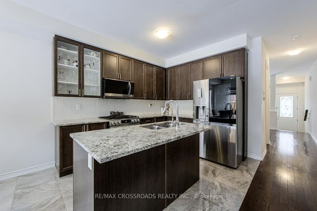 2 Hough Lane, House attached with 3 bedrooms, 3 bathrooms and 1 parking in Ajax ON | Image 14