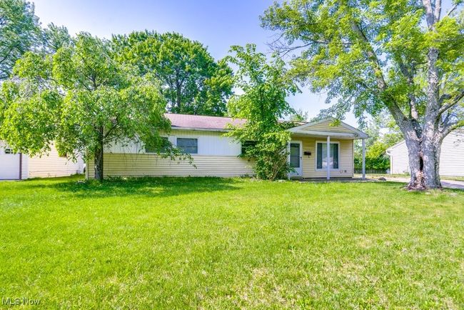 24120 Sherborne Rd, House other with 3 bedrooms, 2 bathrooms and null parking in Bedford Heights OH | Image 4