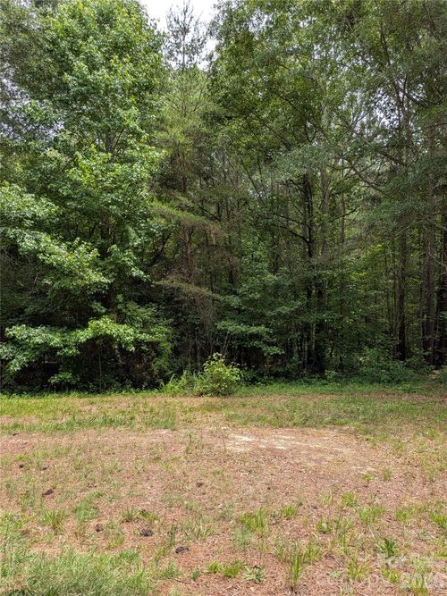 1122 Lavender Rd, Grover, NC, 28073-9716 | Card Image
