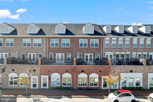 7-562 Marina Landing Ln, Woodbridge, VA, 22191-5486 | Card Image