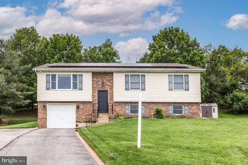 312 Inverness Close, Westminster, MD, 21158-6122 | Card Image