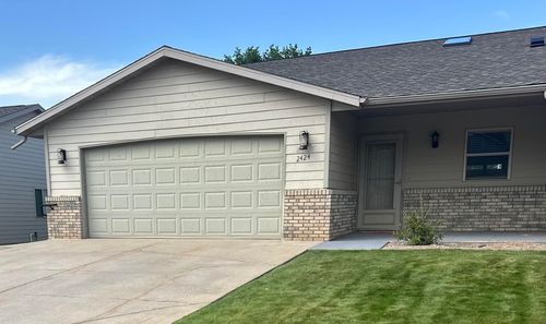2424 Windmill Dr, Spearfish, SD, 57783-9570 | Card Image