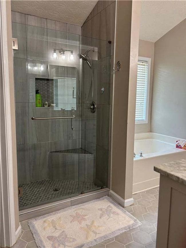 3310 Mcever Park Cir, House other with 3 bedrooms, 2 bathrooms and 2 parking in Acworth GA | Image 9