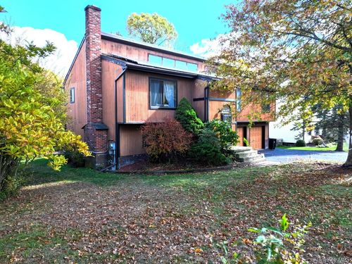 17 Arlington Dr, Monroe, NY, 10950-2201 | Card Image