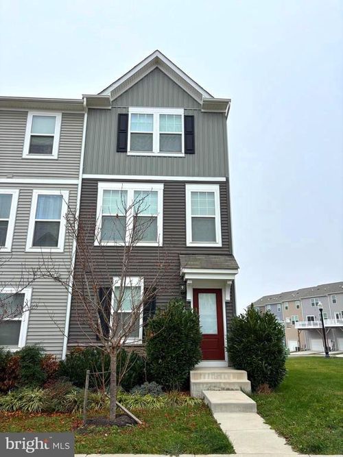 24 Anthem St, RANSON, WV, 25438-8800 | Card Image