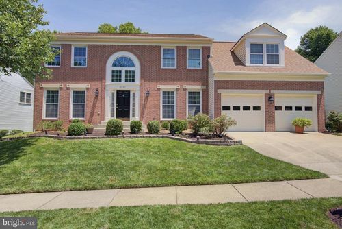 6821 Compton Heights Cir, CLIFTON, VA, 20124-2606 | Card Image