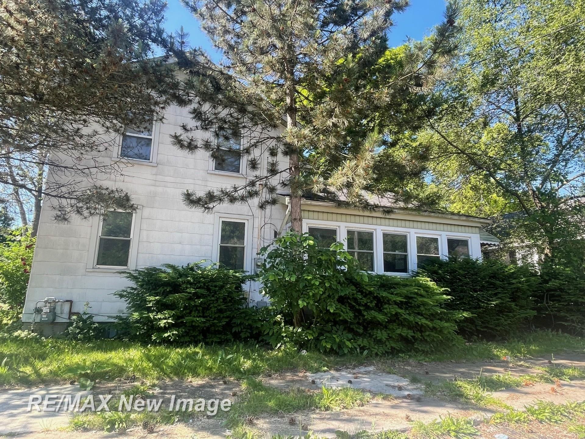 Greenwich St, Saginaw, MI 48602