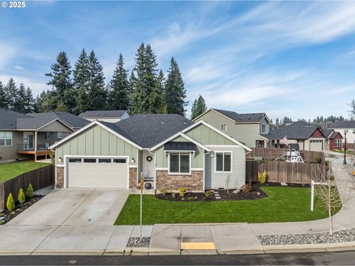 912 Nw 26th Way, Battle Ground, WA, 98604-8693 | Card Image
