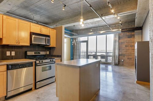 501-901 N 3rd St, Minneapolis, MN, 55401-1541 | Card Image