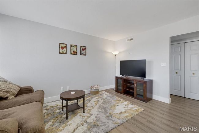Family Room | Image 14