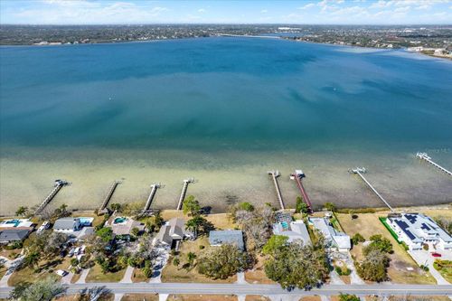 400 Shore Dr E, OLDSMAR, FL, 34677-3917 | Card Image