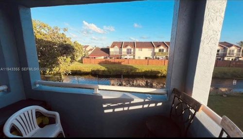 apt-204-6221 Sw 131st Ct, Miami, FL, 33183-5290 | Card Image