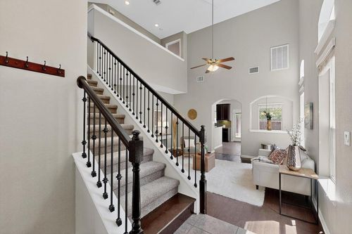 9113 Sweetgum Dr, Austin, TX, 78748-2250 | Card Image