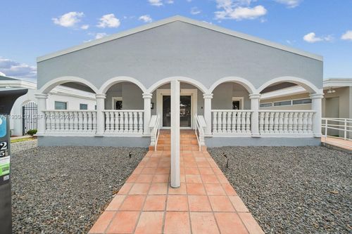 2424 Coral Way, MIAMI, FL, 33145-3410 | Card Image