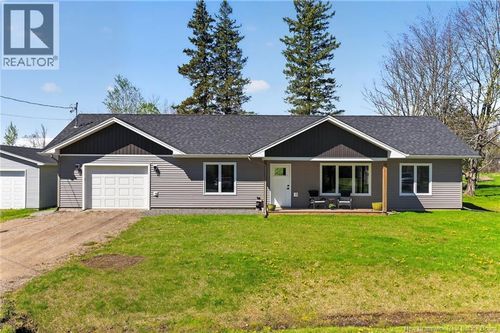62 Veterans Ave, Salisbury, NB, E4J2T2 | Card Image