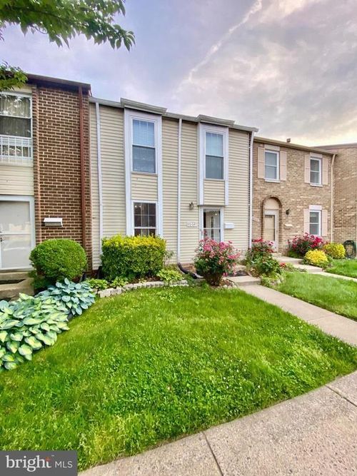 25f-1064 W Side Dr, GAITHERSBURG, MD, 20878-3141 | Card Image