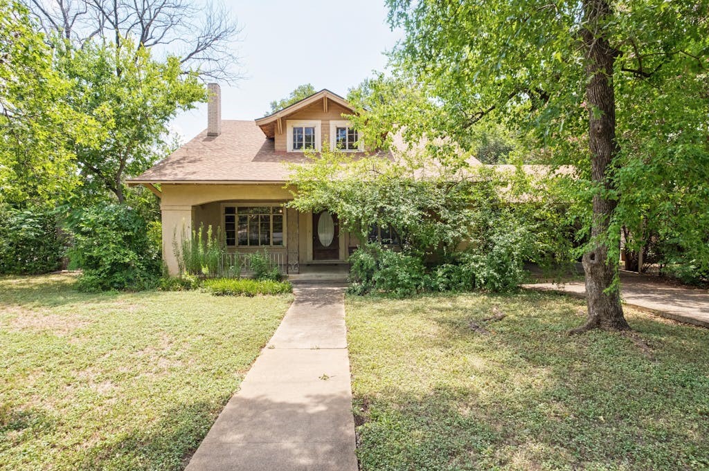 Lorrain St, Austin, TX 78703