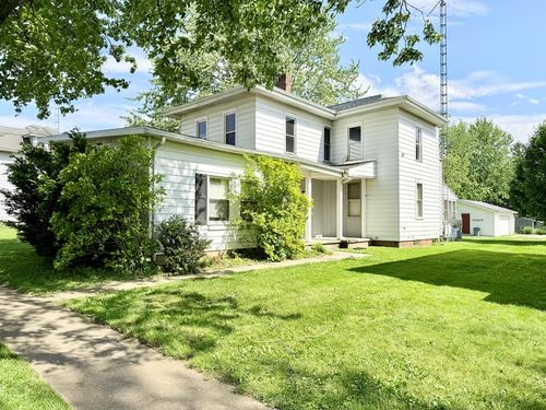 413 &1/2 Woodlawn Ave, Bucyrus, OH, 44820 | Card Image