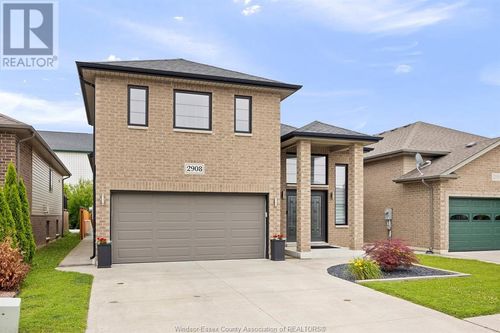 2908 Mcrobbie Cres, Windsor, ON, N8R0A7 | Card Image