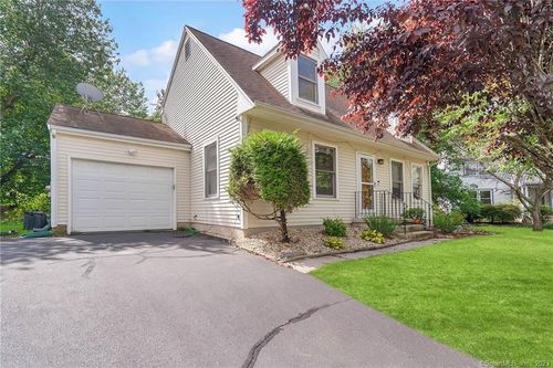 25-25 Walcott Grn, South Windsor, CT, 06074-6933 | Card Image