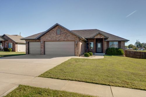 5622 S Tamarack Ln, Battlefield, MO, 65619-9636 | Card Image