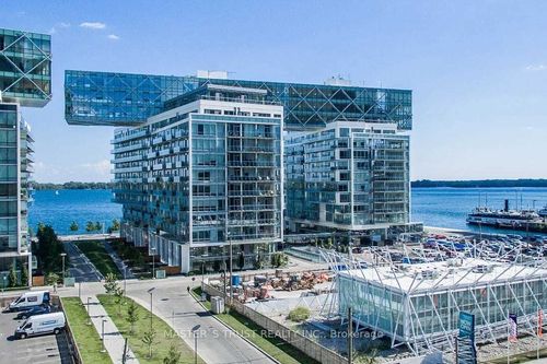 921-29 Queens Quay E, Toronto, ON, M5E0A4 | Card Image
