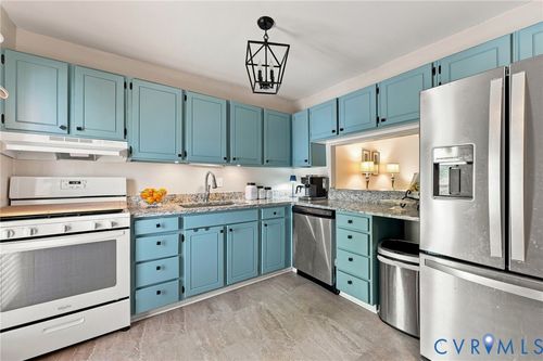 10292 Iron Mill Rd, North Chesterfield, VA, 23235-3947 | Card Image