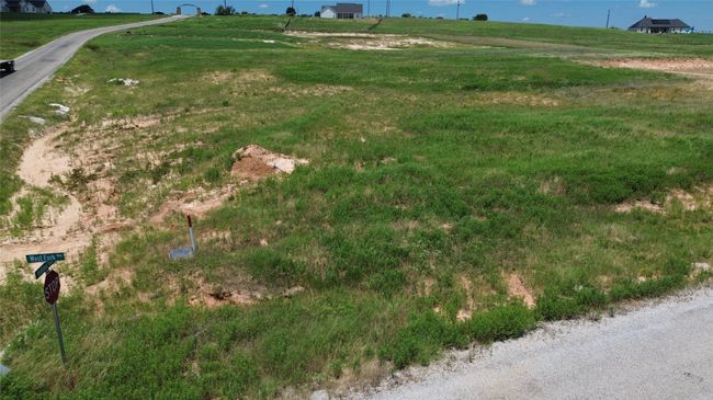 View of yard with a view of rural / pastoral area | Image 4