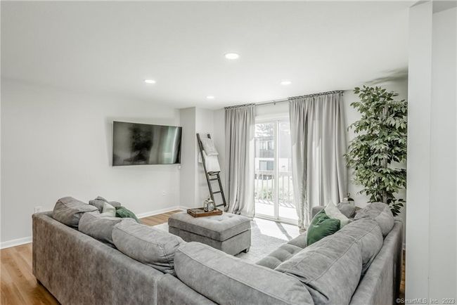 100 - 100 Spring Ln, Condo with 2 bedrooms, 2 bathrooms and 2 parking in Suffield CT | Image 11