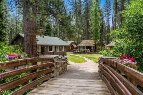 10-u3-13375 Sw Forest Service Rd, Camp Sherman, OR, 97730-9703 | Card Image