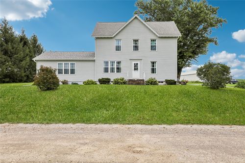 1056 R Ave, Marengo, IA, 52301-8753 | Card Image